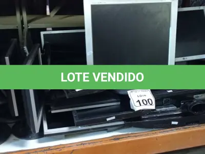 LOTE 100 - 01 LOTE COM APROXIMADAMENTE 19 MONITORES LCD MARCAS E MODELOS DIVERSOS PARA A RETIRADA DE PEÇAS. (NO ESTADO) ATENÇÃO! FAZER A VISITAÇÃO ANTES DE ARREMATAR, NÃO SABEMOS SE FUNCIONA. LEILÃO NÃO TEM GARANTIA E NEM DEVOLUÇÃO, SUJEITO A POSSÍVEIS AVARIAS VISÍVEIS/OCULTAS E/OU AUSÊNCIA DE COMPONENTES.