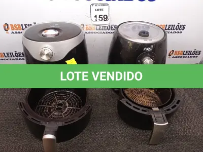 LOTE 159 - 02 AIR FRYES SENDO UMA DA MARCA MALLORY 220V E A OUTRA NELL 127V COM AVARIAS. (NO ESTADO) ATENÇÃO! FAZER A VISITAÇÃO ANTES DE ARREMATAR, NÃO SABEMOS SE FUNCIONA. LEILÃO NÃO TEM GARANTIA E NEM DEVOLUÇÃO, SUJEITO A POSSÍVEIS AVARIAS VISÍVEIS/OCULTAS E/OU AUSÊNCIA DE COMPONENTES.