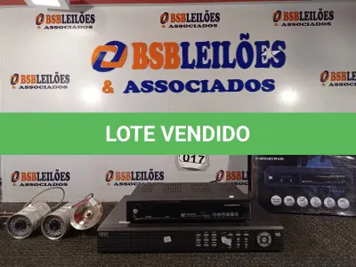 LOTE 017 -  02 DVRS E 03 CÂMERAS DE SEGURANÇA. (NO ESTADO) ATENÇÃO! FAZER A VISITAÇÃO ANTES DE ARREMATAR, NÃO SABEMOS SE FUNCIONA. LEILÃO NÃO TEM GARANTIA E NEM DEVOLUÇÃO, SUJEITO A POSSÍVEIS AVARIAS VISÍVEIS/OCULTAS E/OU AUSÊNCIA DE COMPONENTES.