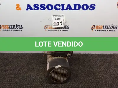 LOTE 101 - 01 BOMBA D’ÁGUA. (NO ESTADO) ATENÇÃO! FAZER A VISITAÇÃO ANTES DE ARREMATAR, NÃO SABEMOS SE FUNCIONA. LEILÃO NÃO TEM GARANTIA E NEM DEVOLUÇÃO, SUJEITO A POSSÍVEIS AVARIAS VISÍVEIS/OCULTAS E/OU AUSÊNCIA DE COMPONENTES.