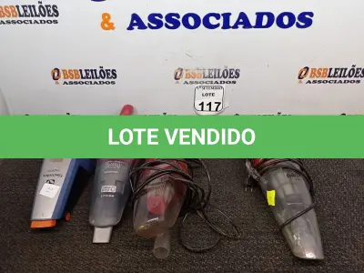 LOTE 117 - 04 ASPIRADORES DE PÓ MARCAS E MODELOS DIVERSOS. (NO ESTADO) ATENÇÃO! FAZER A VISITAÇÃO ANTES DE ARREMATAR, NÃO SABEMOS SE FUNCIONA. LEILÃO NÃO TEM GARANTIA E NEM DEVOLUÇÃO, SUJEITO A POSSÍVEIS AVARIAS VISÍVEIS/OCULTAS E/OU AUSÊNCIA DE COMPONENTES.