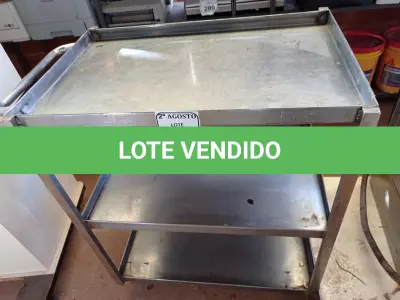 LOTE 258 - 01 CARRINHO EM INOX COM 03 COMPARTIMENTOS. (NO ESTADO) ATENÇÃO! FAZER A VISITAÇÃO ANTES DE ARREMATAR, NÃO SABEMOS SE FUNCIONA. LEILÃO NÃO TEM GARANTIA E NEM DEVOLUÇÃO, SUJEITO A POSSÍVEIS AVARIAS VISÍVEIS/OCULTAS E/OU AUSÊNCIA DE COMPONENTES.