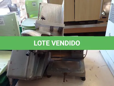 LOTE 265 - 01 CORTADOR DE FRIOS MARCA FILIZOLA. (NO ESTADO) ATENÇÃO! FAZER A VISITAÇÃO ANTES DE ARREMATAR, NÃO SABEMOS SE FUNCIONA. LEILÃO NÃO TEM GARANTIA E NEM DEVOLUÇÃO, SUJEITO A POSSÍVEIS AVARIAS VISÍVEIS/OCULTAS E/OU AUSÊNCIA DE COMPONENTES.