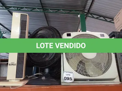 LOTE 095 - 01 LOTE COM VÁRIOS VENTILADORES, MARCAS E MODELOS DIVERSOS COM AVARIAS. (NO ESTADO) ATENÇÃO! FAZER A VISITAÇÃO ANTES DE ARREMATAR, NÃO SABEMOS SE FUNCIONA. LEILÃO NÃO TEM GARANTIA E NEM DEVOLUÇÃO, SUJEITO A POSSÍVEIS AVARIAS VISÍVEIS/OCULTAS E/OU AUSÊNCIA DE COMPONENTES.