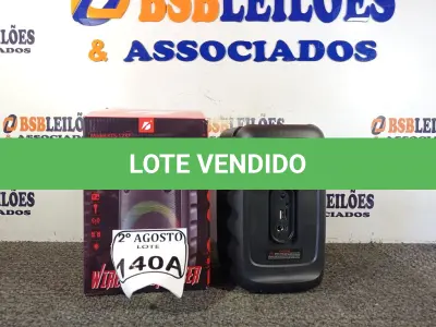LOTE 140 - 01 CAIXA DE SOM BLUETOOTH 4”. (NO ESTADO) ATENÇÃO! FAZER A VISITAÇÃO ANTES DE ARREMATAR, NÃO SABEMOS SE FUNCIONA. LEILÃO NÃO TEM GARANTIA E NEM DEVOLUÇÃO, SUJEITO A POSSÍVEIS AVARIAS VISÍVEIS/OCULTAS E/OU AUSÊNCIA DE COMPONENTES.