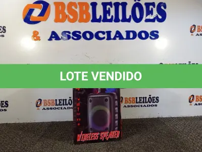 LOTE 250 - 01 CAIXA DE SOM BLUETOOTH 4”. (NO ESTADO) ATENÇÃO! FAZER A VISITAÇÃO ANTES DE ARREMATAR, NÃO SABEMOS SE FUNCIONA. LEILÃO NÃO TEM GARANTIA E NEM DEVOLUÇÃO, SUJEITO A POSSÍVEIS AVARIAS VISÍVEIS/OCULTAS E/OU AUSÊNCIA DE COMPONENTES.