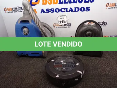 LOTE 119 - 02 ASPIRADORES DE PÓ MARCAS E MODELOS DIVERSOS E 01 ASPIRADOR ROBÔ. (NO ESTADO) ATENÇÃO! FAZER A VISITAÇÃO ANTES DE ARREMATAR, NÃO SABEMOS SE FUNCIONA. LEILÃO NÃO TEM GARANTIA E NEM DEVOLUÇÃO, SUJEITO A POSSÍVEIS AVARIAS VISÍVEIS/OCULTAS E/OU AUSÊNCIA DE COMPONENTES.