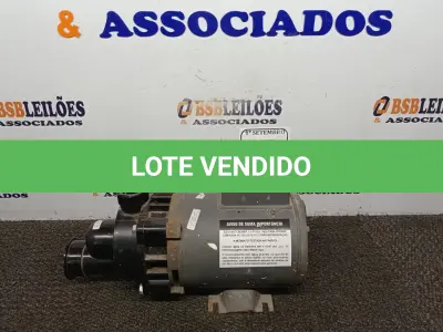 LOTE 146 - 01 MOTO BOMBA 1/2CV MONOFÁSICO. (NO ESTADO) ATENÇÃO! FAZER A VISITAÇÃO ANTES DE ARREMATAR, NÃO SABEMOS SE FUNCIONA. LEILÃO NÃO TEM GARANTIA E NEM DEVOLUÇÃO, SUJEITO A POSSÍVEIS AVARIAS VISÍVEIS/OCULTAS E/OU AUSÊNCIA DE COMPONENTES.