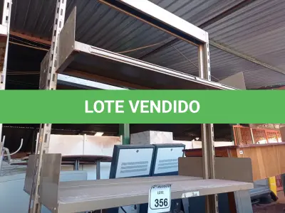 LOTE 356 - 01 ESTANTE EM FERRO COM PRATELEIRAS. (NO ESTADO) ATENÇÃO! FAZER A VISITAÇÃO ANTES DE ARREMATAR, NÃO SABEMOS SE FUNCIONA. LEILÃO NÃO TEM GARANTIA E NEM DEVOLUÇÃO, SUJEITO A POSSÍVEIS AVARIAS VISÍVEIS/OCULTAS E/OU AUSÊNCIA DE COMPONENTES.