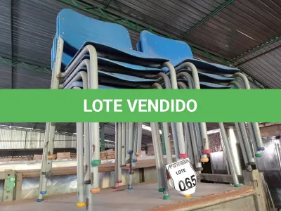 LOTE 065 - 10 CADEIRAS INFANTIS COM AVARIAS. (NO ESTADO) ATENÇÃO! FAZER A VISITAÇÃO ANTES DE ARREMATAR, NÃO SABEMOS SE FUNCIONA. LEILÃO NÃO TEM GARANTIA E NEM DEVOLUÇÃO, SUJEITO A POSSÍVEIS AVARIAS VISÍVEIS/OCULTAS E/OU AUSÊNCIA DE COMPONENTES.