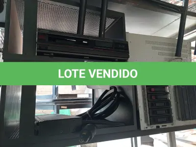 LOTE 275 - 01 SUCATA DE SERVIDOR, 01 ESTABILIZADOR, 02 CARRINHOS PARA CPU E 01 RÉGUA DE DISTRIBUIÇÃO DE ENERGIA MARCA DELL.  (NO ESTADO) ATENÇÃO! FAZER A VISITAÇÃO ANTES DE ARREMATAR, NÃO SABEMOS SE FUNCIONA. LEILÃO NÃO TEM GARANTIA E NEM DEVOLUÇÃO, SUJEITO A POSSÍVEIS AVARIAS VISÍVEIS/OCULTAS E/OU AUSÊNCIA DE COMPONENTES.