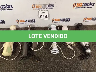 LOTE 014 - 06 MIXERS INCOMPLETOS DE MARCAS E MODELOS DIVERSOS COM AVARIAS. (NO ESTADO) ATENÇÃO! FAZER A VISITAÇÃO ANTES DE ARREMATAR, NÃO SABEMOS SE FUNCIONA. LEILÃO NÃO TEM GARANTIA E NEM DEVOLUÇÃO, SUJEITO A POSSÍVEIS AVARIAS VISÍVEIS/OCULTAS E/OU AUSÊNCIA DE COMPONENTES.