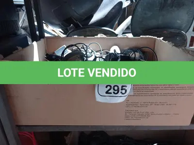 LOTE 295 - 01 LOTE COM VÁRIOS LEITORES DE CÓDIGOS DE BARRAS. (NO ESTADO) ATENÇÃO! FAZER A VISITAÇÃO ANTES DE ARREMATAR, NÃO SABEMOS SE FUNCIONA. LEILÃO NÃO TEM GARANTIA E NEM DEVOLUÇÃO, SUJEITO A POSSÍVEIS AVARIAS VISÍVEIS/OCULTAS E/OU AUSÊNCIA DE COMPONENTES.