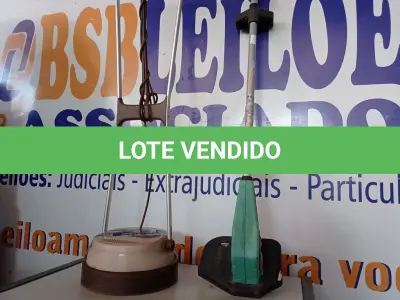 LOTE 050 - 01 ENCERADEIRA ELECTROLUX E 01 CORTADOR DE GRAMA MARCA TRAPP. (NO ESTADO) ATENÇÃO! FAZER A VISITAÇÃO ANTES DE ARREMATAR, NÃO SABEMOS SE FUNCIONA. LEILÃO NÃO TEM GARANTIA E NEM DEVOLUÇÃO, SUJEITO A POSSÍVEIS AVARIAS VISÍVEIS/OCULTAS E/OU AUSÊNCIA DE COMPONENTES.