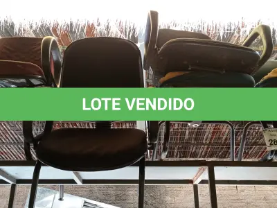 LOTE 281 - 05 CADEIRAS DE ESCRITÓRIO. (NO ESTADO) ATENÇÃO! FAZER A VISITAÇÃO ANTES DE ARREMATAR, NÃO SABEMOS SE FUNCIONA. LEILÃO NÃO TEM GARANTIA E NEM DEVOLUÇÃO, SUJEITO A POSSÍVEIS AVARIAS VISÍVEIS/OCULTAS E/OU AUSÊNCIA DE COMPONENTES.