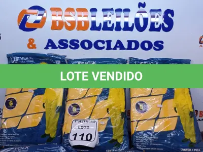 LOTE 110 - 05 MACACÕES DE SEGURANÇA VOLH GOVERTECH 300 TAMANHO G. (NO ESTADO) ATENÇÃO! FAZER A VISITAÇÃO ANTES DE ARREMATAR, NÃO SABEMOS SE FUNCIONA. LEILÃO NÃO TEM GARANTIA E NEM DEVOLUÇÃO, SUJEITO A POSSÍVEIS AVARIAS VISÍVEIS/OCULTAS E/OU AUSÊNCIA DE COMPONENTES.
