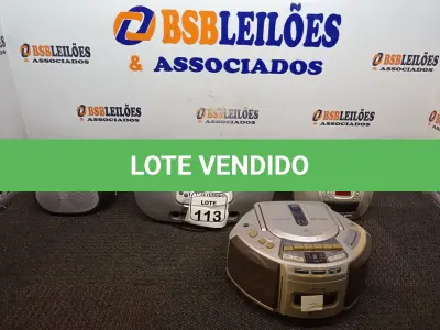 LOTE 113 - 04 RÁDIOS MICROSYSTEM MARCAS E MODELOS DIVERSOS. (NO ESTADO) ATENÇÃO! FAZER A VISITAÇÃO ANTES DE ARREMATAR, NÃO SABEMOS SE FUNCIONA. LEILÃO NÃO TEM GARANTIA E NEM DEVOLUÇÃO, SUJEITO A POSSÍVEIS AVARIAS VISÍVEIS/OCULTAS E/OU AUSÊNCIA DE COMPONENTES.