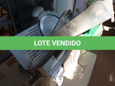LOTE 265 - 01 CORTADOR DE FRIOS MARCA FILIZOLA. (NO ESTADO) ATENÇÃO! FAZER A VISITAÇÃO ANTES DE ARREMATAR, NÃO SABEMOS SE FUNCIONA. LEILÃO NÃO TEM GARANTIA E NEM DEVOLUÇÃO, SUJEITO A POSSÍVEIS AVARIAS VISÍVEIS/OCULTAS E/OU AUSÊNCIA DE COMPONENTES.