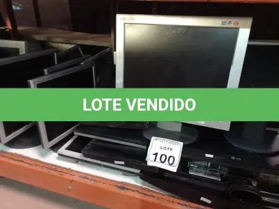 LOTE 100 - 01 LOTE COM APROXIMADAMENTE 19 MONITORES LCD MARCAS E MODELOS DIVERSOS PARA A RETIRADA DE PEÇAS. (NO ESTADO) ATENÇÃO! FAZER A VISITAÇÃO ANTES DE ARREMATAR, NÃO SABEMOS SE FUNCIONA. LEILÃO NÃO TEM GARANTIA E NEM DEVOLUÇÃO, SUJEITO A POSSÍVEIS AVARIAS VISÍVEIS/OCULTAS E/OU AUSÊNCIA DE COMPONENTES.