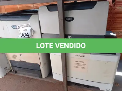 LOTE 304 - 05 IMPRESSORAS DE MARCAS E MODELOS DIVERSOS SENDO UMA OK. (NO ESTADO) ATENÇÃO! FAZER A VISITAÇÃO ANTES DE ARREMATAR, NÃO SABEMOS SE FUNCIONA. LEILÃO NÃO TEM GARANTIA E NEM DEVOLUÇÃO, SUJEITO A POSSÍVEIS AVARIAS VISÍVEIS/OCULTAS E/OU AUSÊNCIA DE COMPONENTES.
