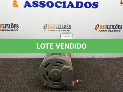 LOTE 146 - 01 MOTO BOMBA 1/2CV MONOFÁSICO. (NO ESTADO) ATENÇÃO! FAZER A VISITAÇÃO ANTES DE ARREMATAR, NÃO SABEMOS SE FUNCIONA. LEILÃO NÃO TEM GARANTIA E NEM DEVOLUÇÃO, SUJEITO A POSSÍVEIS AVARIAS VISÍVEIS/OCULTAS E/OU AUSÊNCIA DE COMPONENTES.