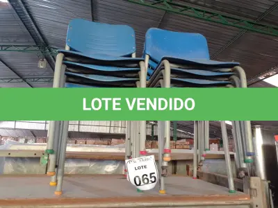 LOTE 065 - 10 CADEIRAS INFANTIS COM AVARIAS. (NO ESTADO) ATENÇÃO! FAZER A VISITAÇÃO ANTES DE ARREMATAR, NÃO SABEMOS SE FUNCIONA. LEILÃO NÃO TEM GARANTIA E NEM DEVOLUÇÃO, SUJEITO A POSSÍVEIS AVARIAS VISÍVEIS/OCULTAS E/OU AUSÊNCIA DE COMPONENTES.
