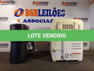 LOTE 030 - 01 PURIFICADOR DE ÁGUA 220V, E 01 CAFETEIRA OSTER 220V. (NO ESTADO) ATENÇÃO! FAZER A VISITAÇÃO ANTES DE ARREMATAR, NÃO SABEMOS SE FUNCIONA. LEILÃO NÃO TEM GARANTIA E NEM DEVOLUÇÃO, SUJEITO A POSSÍVEIS AVARIAS VISÍVEIS/OCULTAS E/OU AUSÊNCIA DE COMPONENTES.