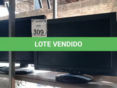 LOTE 309 - 07 MONITORES DE MARCAS E MODELOS DIVERSOS. (NO ESTADO) ATENÇÃO! FAZER A VISITAÇÃO ANTES DE ARREMATAR, NÃO SABEMOS SE FUNCIONA. LEILÃO NÃO TEM GARANTIA E NEM DEVOLUÇÃO, SUJEITO A POSSÍVEIS AVARIAS VISÍVEIS/OCULTAS E/OU AUSÊNCIA DE COMPONENTES.