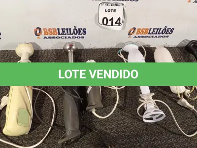 LOTE 014 - 06 MIXERS INCOMPLETOS DE MARCAS E MODELOS DIVERSOS COM AVARIAS. (NO ESTADO) ATENÇÃO! FAZER A VISITAÇÃO ANTES DE ARREMATAR, NÃO SABEMOS SE FUNCIONA. LEILÃO NÃO TEM GARANTIA E NEM DEVOLUÇÃO, SUJEITO A POSSÍVEIS AVARIAS VISÍVEIS/OCULTAS E/OU AUSÊNCIA DE COMPONENTES.