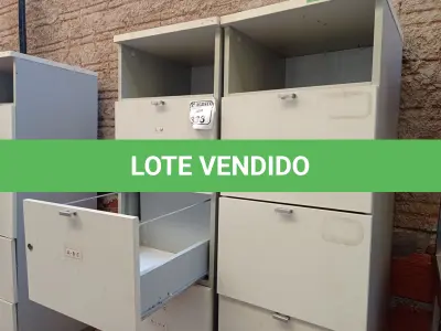 LOTE 336 - 02 ARQUIVOS EM MADEIRA COM 04 GAVETAS. (NO ESTADO) ATENÇÃO! FAZER A VISITAÇÃO ANTES DE ARREMATAR, NÃO SABEMOS SE FUNCIONA. LEILÃO NÃO TEM GARANTIA E NEM DEVOLUÇÃO, SUJEITO A POSSÍVEIS AVARIAS VISÍVEIS/OCULTAS E/OU AUSÊNCIA DE COMPONENTES.