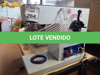 LOTE 264 - 01 BATEDEIRA DE MASSAS INCOMPLETA SEMI INDUSTRIAL MARCA GASTROMAQ MODELO BP12. (NO ESTADO) ATENÇÃO! FAZER A VISITAÇÃO ANTES DE ARREMATAR, NÃO SABEMOS SE FUNCIONA. LEILÃO NÃO TEM GARANTIA E NEM DEVOLUÇÃO, SUJEITO A POSSÍVEIS AVARIAS VISÍVEIS/OCULTAS E/OU AUSÊNCIA DE COMPONENTES.