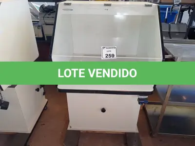 LOTE 259 - 01 CABINE ASSÉPTICA. (NO ESTADO) ATENÇÃO! FAZER A VISITAÇÃO ANTES DE ARREMATAR, NÃO SABEMOS SE FUNCIONA. LEILÃO NÃO TEM GARANTIA E NEM DEVOLUÇÃO, SUJEITO A POSSÍVEIS AVARIAS VISÍVEIS/OCULTAS E/OU AUSÊNCIA DE COMPONENTES.