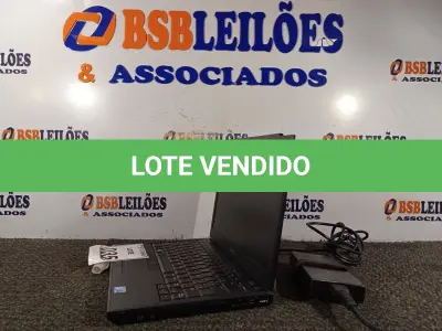 LOTE 035 - 01 NOTEBOOK MARCA DELL COM FONTE. (NO ESTADO) ATENÇÃO! FAZER A VISITAÇÃO ANTES DE ARREMATAR, NÃO SABEMOS SE FUNCIONA. LEILÃO NÃO TEM GARANTIA E NEM DEVOLUÇÃO, SUJEITO A POSSÍVEIS AVARIAS VISÍVEIS/OCULTAS E/OU AUSÊNCIA DE COMPONENTES.