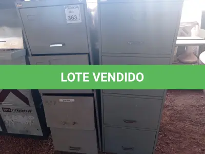 LOTE 363 - 02 ARQUIVOS EM AÇO 4 GAVETAS. (NO ESTADO) ATENÇÃO! FAZER A VISITAÇÃO ANTES DE ARREMATAR, NÃO SABEMOS SE FUNCIONA. LEILÃO NÃO TEM GARANTIA E NEM DEVOLUÇÃO, SUJEITO A POSSÍVEIS AVARIAS VISÍVEIS/OCULTAS E/OU AUSÊNCIA DE COMPONENTES.