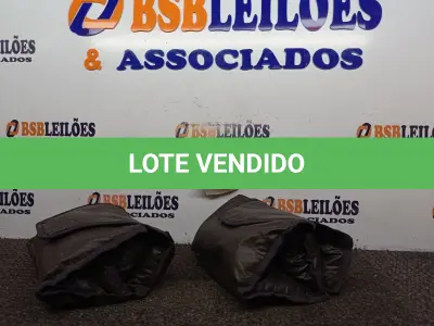 LOTE 109 - 02 TORNOZELEIRAS PARA ACADEMIA 4KG. (NO ESTADO) ATENÇÃO! FAZER A VISITAÇÃO ANTES DE ARREMATAR, NÃO SABEMOS SE FUNCIONA. LEILÃO NÃO TEM GARANTIA E NEM DEVOLUÇÃO, SUJEITO A POSSÍVEIS AVARIAS VISÍVEIS/OCULTAS E/OU AUSÊNCIA DE COMPONENTES.