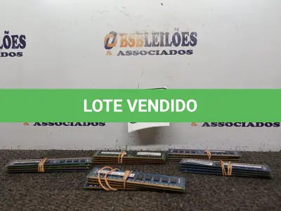 LOTE 433 - 01 LOTE COM DIVERSAS MEMÓRIAS. (NO ESTADO) ATENÇÃO! FAZER A VISITAÇÃO ANTES DE ARREMATAR, NÃO SABEMOS SE FUNCIONA. LEILÃO NÃO TEM GARANTIA E NEM DEVOLUÇÃO, SUJEITO A POSSÍVEIS AVARIAS VISÍVEIS/OCULTAS E/OU AUSÊNCIA DE COMPONENTES.