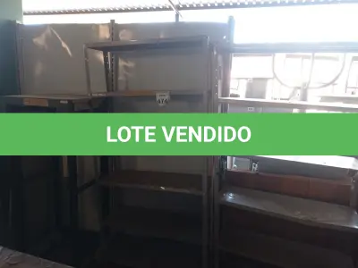 LOTE 474 - 02 ESTANTES EM AÇO E 01 RACK INCOMPLETO. (NO ESTADO) ATENÇÃO! FAZER A VISITAÇÃO ANTES DE ARREMATAR, NÃO SABEMOS SE FUNCIONA. LEILÃO NÃO TEM GARANTIA E NEM DEVOLUÇÃO, SUJEITO A POSSÍVEIS AVARIAS VISÍVEIS/OCULTAS E/OU AUSÊNCIA DE COMPONENTES.