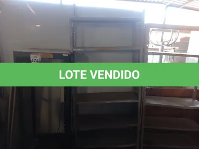 LOTE 474 - 02 ESTANTES EM AÇO E 01 RACK INCOMPLETO. (NO ESTADO) ATENÇÃO! FAZER A VISITAÇÃO ANTES DE ARREMATAR, NÃO SABEMOS SE FUNCIONA. LEILÃO NÃO TEM GARANTIA E NEM DEVOLUÇÃO, SUJEITO A POSSÍVEIS AVARIAS VISÍVEIS/OCULTAS E/OU AUSÊNCIA DE COMPONENTES.