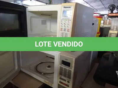 LOTE 279 - 03 MICROONDAS MARCAS E MODELOS DIVERSOS E 01 MINI FORNO ELÉTRICO. (NO ESTADO) ATENÇÃO! FAZER A VISITAÇÃO ANTES DE ARREMATAR, NÃO SABEMOS SE FUNCIONA. LEILÃO NÃO TEM GARANTIA E NEM DEVOLUÇÃO, SUJEITO A POSSÍVEIS AVARIAS VISÍVEIS/OCULTAS E/OU AUSÊNCIA DE COMPONENTES.