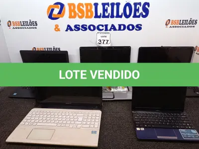 LOTE 377 - 05 NOTEBOOKS MARCAS E MODELOS DIVERSOS PARA A RETIRADA DE PEÇAS. (NO ESTADO) ATENÇÃO! FAZER A VISITAÇÃO ANTES DE ARREMATAR, NÃO SABEMOS SE FUNCIONA. LEILÃO NÃO TEM GARANTIA E NEM DEVOLUÇÃO, SUJEITO A POSSÍVEIS AVARIAS VISÍVEIS/OCULTAS E/OU AUSÊNCIA DE COMPONENTES.