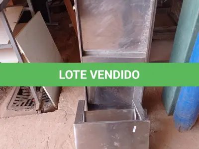 LOTE 481 - 04 PEÇAS DE PRATELEIRA EM INOX TAMANHO DIVERSOS. ATENÇÃO! FAZER A VISITAÇÃO ANTES DE ARREMATAR, NÃO SABEMOS SE FUNCIONA. LEILÃO NÃO TEM GARANTIA E NEM DEVOLUÇÃO, SUJEITO A POSSÍVEIS AVARIAS VISÍVEIS/OCULTAS E/OU AUSÊNCIA DE COMPONENTES.