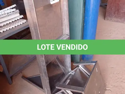 LOTE 481 - 04 PEÇAS DE PRATELEIRA EM INOX TAMANHO DIVERSOS. ATENÇÃO! FAZER A VISITAÇÃO ANTES DE ARREMATAR, NÃO SABEMOS SE FUNCIONA. LEILÃO NÃO TEM GARANTIA E NEM DEVOLUÇÃO, SUJEITO A POSSÍVEIS AVARIAS VISÍVEIS/OCULTAS E/OU AUSÊNCIA DE COMPONENTES.
