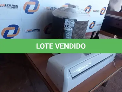 LOTE 170 - 01 CONDENSADORA E 01 VAPORIZADORA MARCA ELECTROLUX. (NO ESTADO) ATENÇÃO! FAZER A VISITAÇÃO ANTES DE ARREMATAR, NÃO SABEMOS SE FUNCIONA. LEILÃO NÃO TEM GARANTIA E NEM DEVOLUÇÃO, SUJEITO A POSSÍVEIS AVARIAS VISÍVEIS/OCULTAS E/OU AUSÊNCIA DE COMPONENTES.