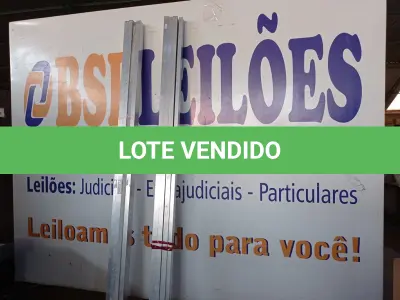 LOTE 415 - 08 RÉGUAS DE ALUMÍNIO 2M CADA. (NO ESTADO) ATENÇÃO! FAZER A VISITAÇÃO ANTES DE ARREMATAR, NÃO SABEMOS SE FUNCIONA. LEILÃO NÃO TEM GARANTIA E NEM DEVOLUÇÃO, SUJEITO A POSSÍVEIS AVARIAS VISÍVEIS/OCULTAS E/OU AUSÊNCIA DE COMPONENTES.