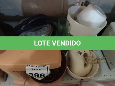 LOTE 396 - 02 BATEDEIRAS INCOMPLETAS, 01 PANELA ELÉTRICA E 01 MULTIPROCESSADOR INCOMPLETO. (NO ESTADO) ATENÇÃO! FAZER A VISITAÇÃO ANTES DE ARREMATAR, NÃO SABEMOS SE FUNCIONA. LEILÃO NÃO TEM GARANTIA E NEM DEVOLUÇÃO, SUJEITO A POSSÍVEIS AVARIAS VISÍVEIS/OCULTAS E/OU AUSÊNCIA DE COMPONENTES.