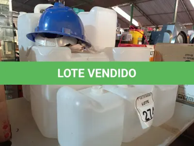 LOTE 274 - 01 LOTE COM DIVERSOS GALÕES DE PLÁSTICO DE TAMANHOS DIVERSOS E 01 CAPACETE. (NO ESTADO) ATENÇÃO! FAZER A VISITAÇÃO ANTES DE ARREMATAR, NÃO SABEMOS SE FUNCIONA. LEILÃO NÃO TEM GARANTIA E NEM DEVOLUÇÃO, SUJEITO A POSSÍVEIS AVARIAS VISÍVEIS/OCULTAS E/OU AUSÊNCIA DE COMPONENTES.
