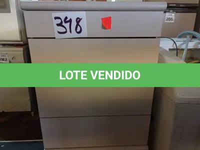 LOTE 348 - 02 GAVETEIROS COM 04 GAVETAS CADA. (NO ESTADO) ATENÇÃO! FAZER A VISITAÇÃO ANTES DE ARREMATAR, NÃO SABEMOS SE FUNCIONA. LEILÃO NÃO TEM GARANTIA E NEM DEVOLUÇÃO, SUJEITO A POSSÍVEIS AVARIAS VISÍVEIS/OCULTAS E/OU AUSÊNCIA DE COMPONENTES.