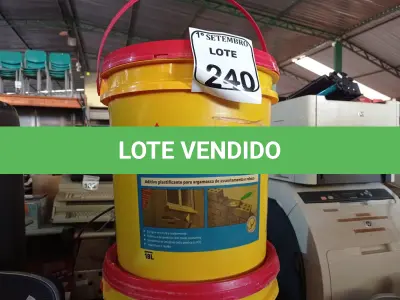 LOTE 240 - 02 BALDES SIKANOL ALVENARIA ADITIVO PLASTIFICANTE PARA ARGAMASSA, ASSENTAMENTOS E REBOCO 18L CADA. (NO ESTADO) ATENÇÃO! FAZER A VISITAÇÃO ANTES DE ARREMATAR, NÃO SABEMOS SE FUNCIONA. LEILÃO NÃO TEM GARANTIA E NEM DEVOLUÇÃO, SUJEITO A POSSÍVEIS AVARIAS VISÍVEIS/OCULTAS E/OU AUSÊNCIA DE COMPONENTES.