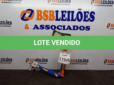 LOTE 110 - 01 MACHADO E 01 MARTELO. (NO ESTADO) ATENÇÃO! FAZER A VISITAÇÃO ANTES DE ARREMATAR, NÃO SABEMOS SE FUNCIONA. LEILÃO NÃO TEM GARANTIA E NEM DEVOLUÇÃO, SUJEITO A POSSÍVEIS AVARIAS VISÍVEIS/OCULTAS E/OU AUSÊNCIA DE COMPONENTES.