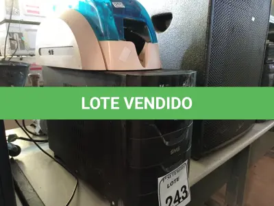 LOTE 243 - 01 IMPRESSORA DE CARTÕES, 01 NOBREAK3200V. (NO ESTADO) ATENÇÃO! FAZER A VISITAÇÃO ANTES DE ARREMATAR, NÃO SABEMOS SE FUNCIONA. LEILÃO NÃO TEM GARANTIA E NEM DEVOLUÇÃO, SUJEITO A POSSÍVEIS AVARIAS VISÍVEIS/OCULTAS E/OU AUSÊNCIA DE COMPONENTES.